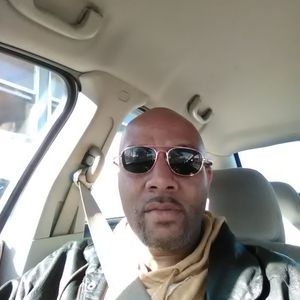 Meet your Posher, Kenneth